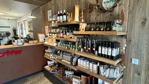 genussvoll_schenken_regalansicht